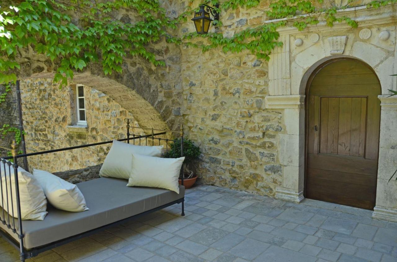 Chateauzen Madieres Exterior photo