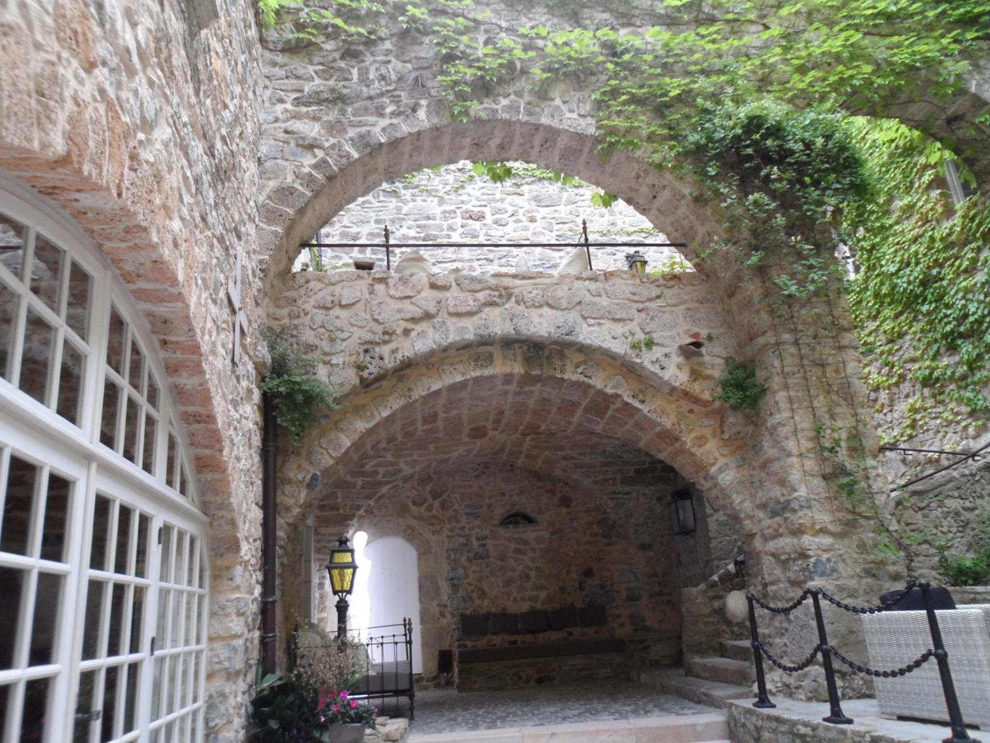 Chateauzen Madieres Exterior photo